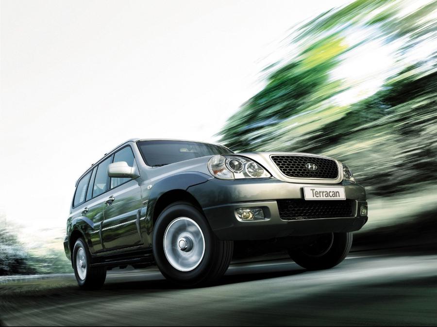  Hyundai Terracan 2004 года  (фото 6 из 16)